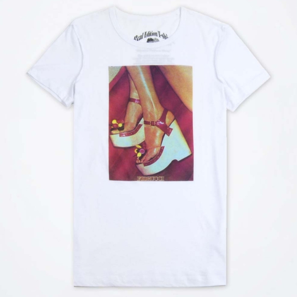 Fiorucci Stylish Printed T-Shirt Italy 100%  Cotton Size XS New